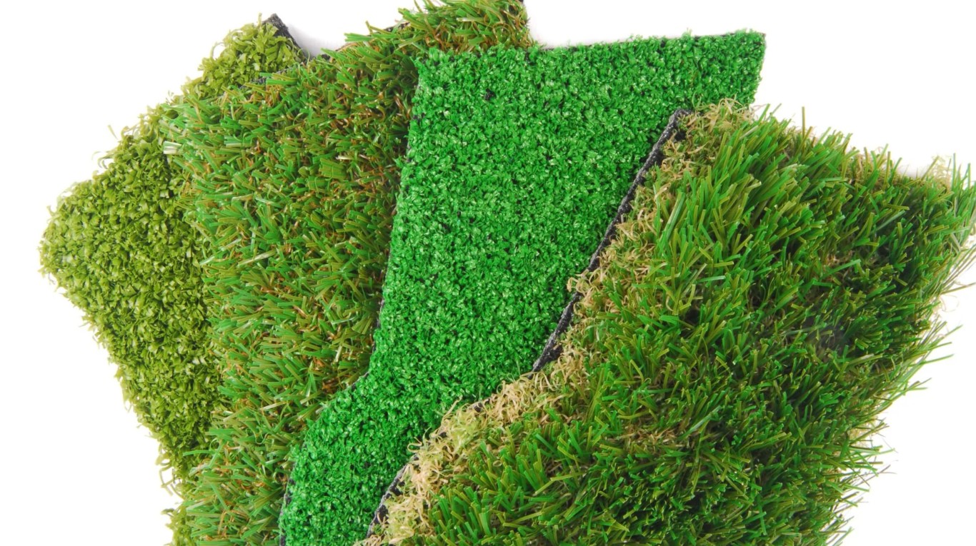 Variety of artificial grass types and samples for different uses